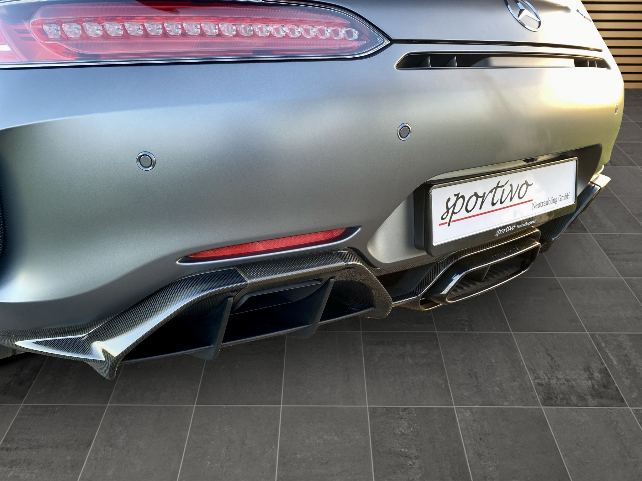 3217bf7c-093c-4d21-a3ac-3fb80e82a13a