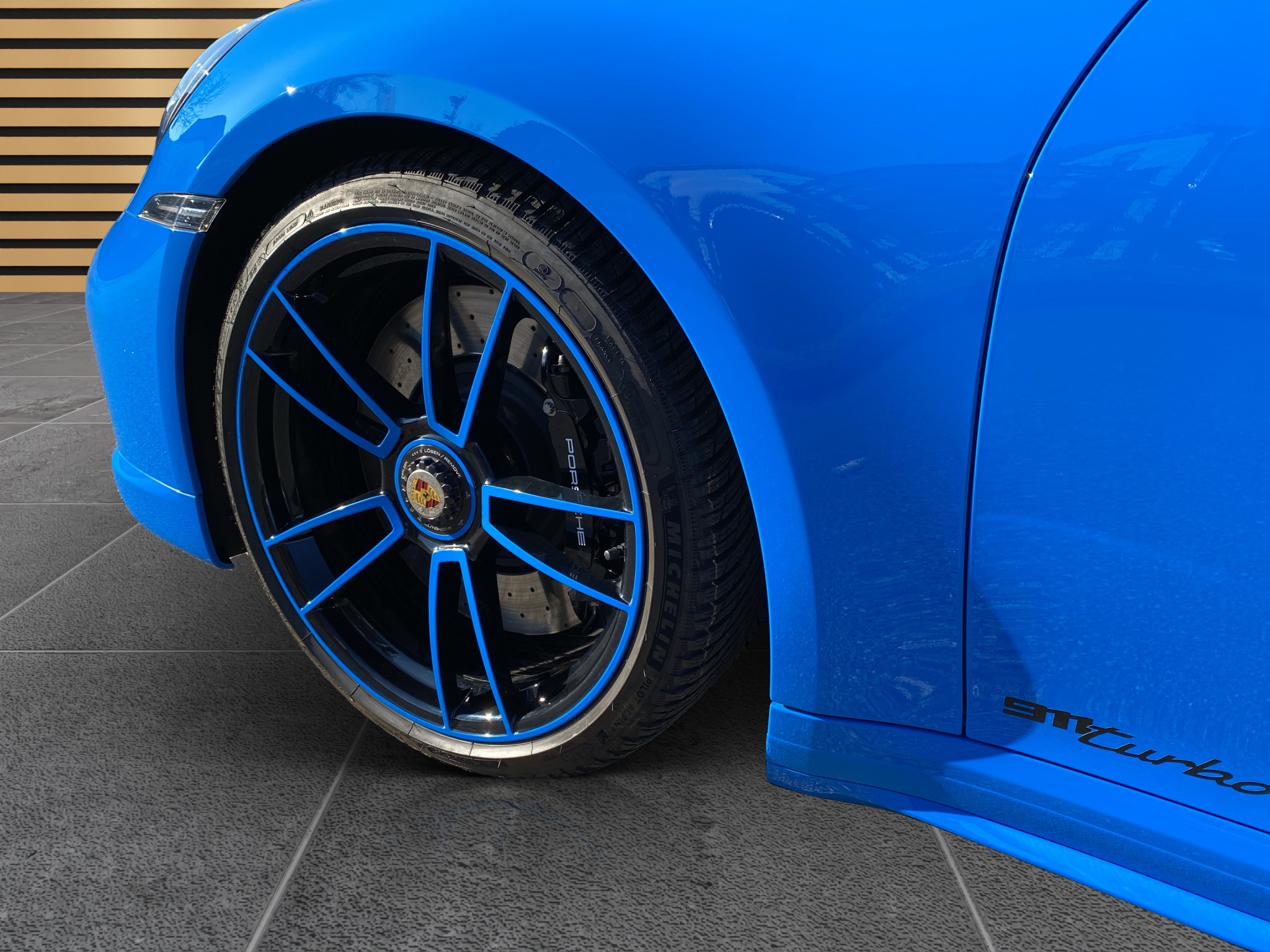 41f61c66-8b5f-45a3-8c1a-13b8ce9c3bc3