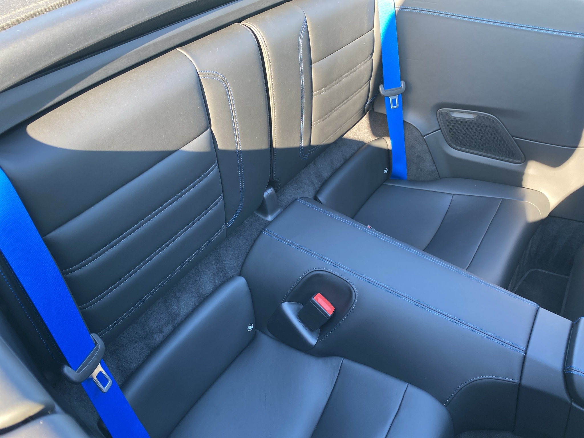 55a7bb2e-06e7-4b39-adfb-15826dce5536