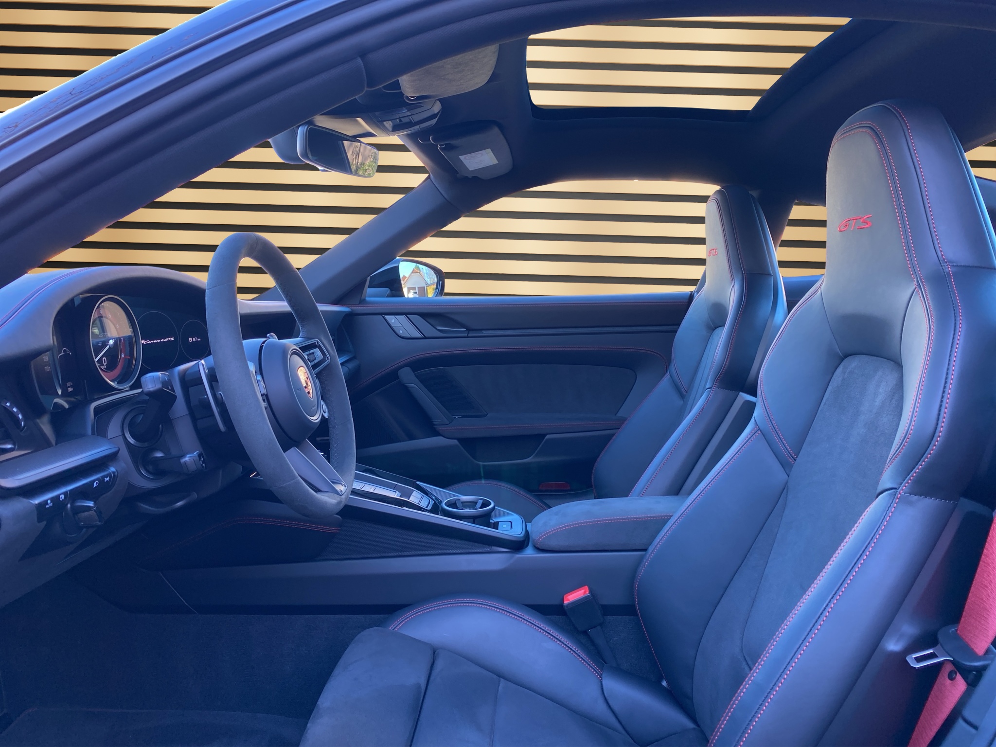 91f8147b-d8ab-4bc8-a027-aab7625a017b