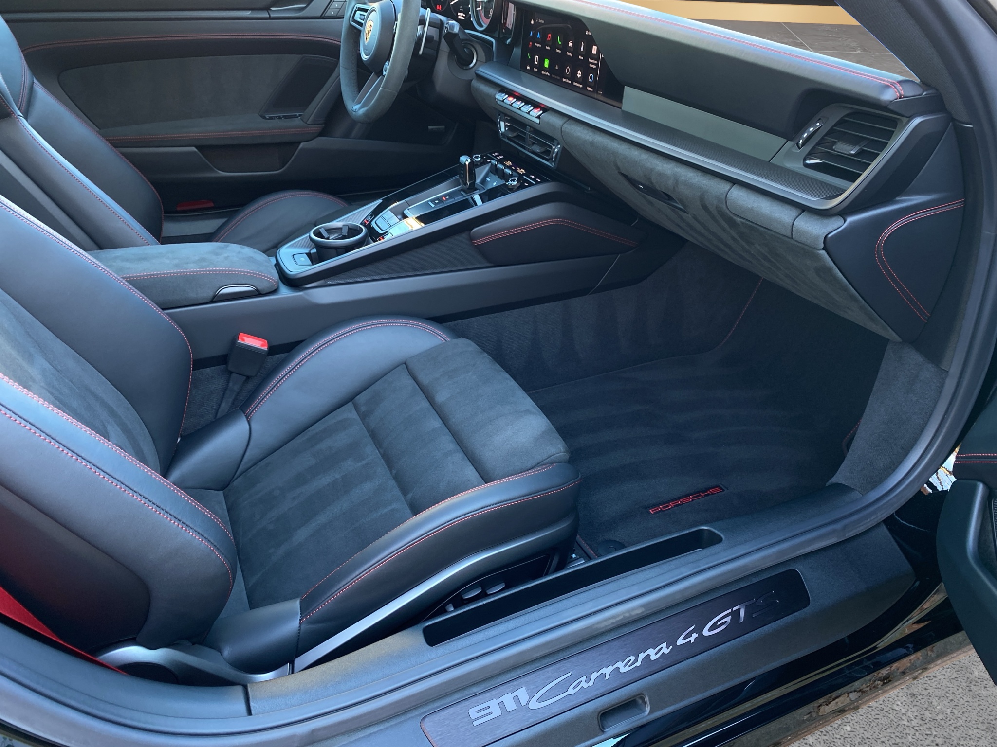 9a618bc4-0496-43cb-b2ff-857ebe5bfb3d