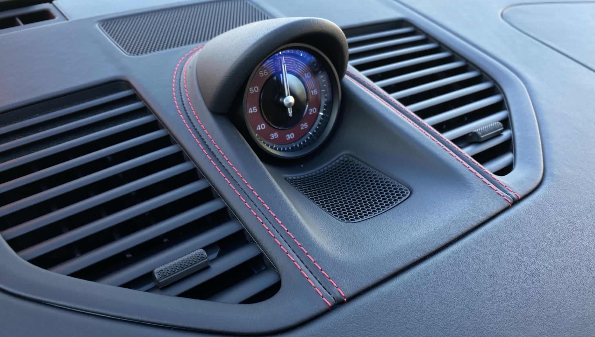 c7b636f9-e2ad-4cf8-822e-43cb1145a2aa