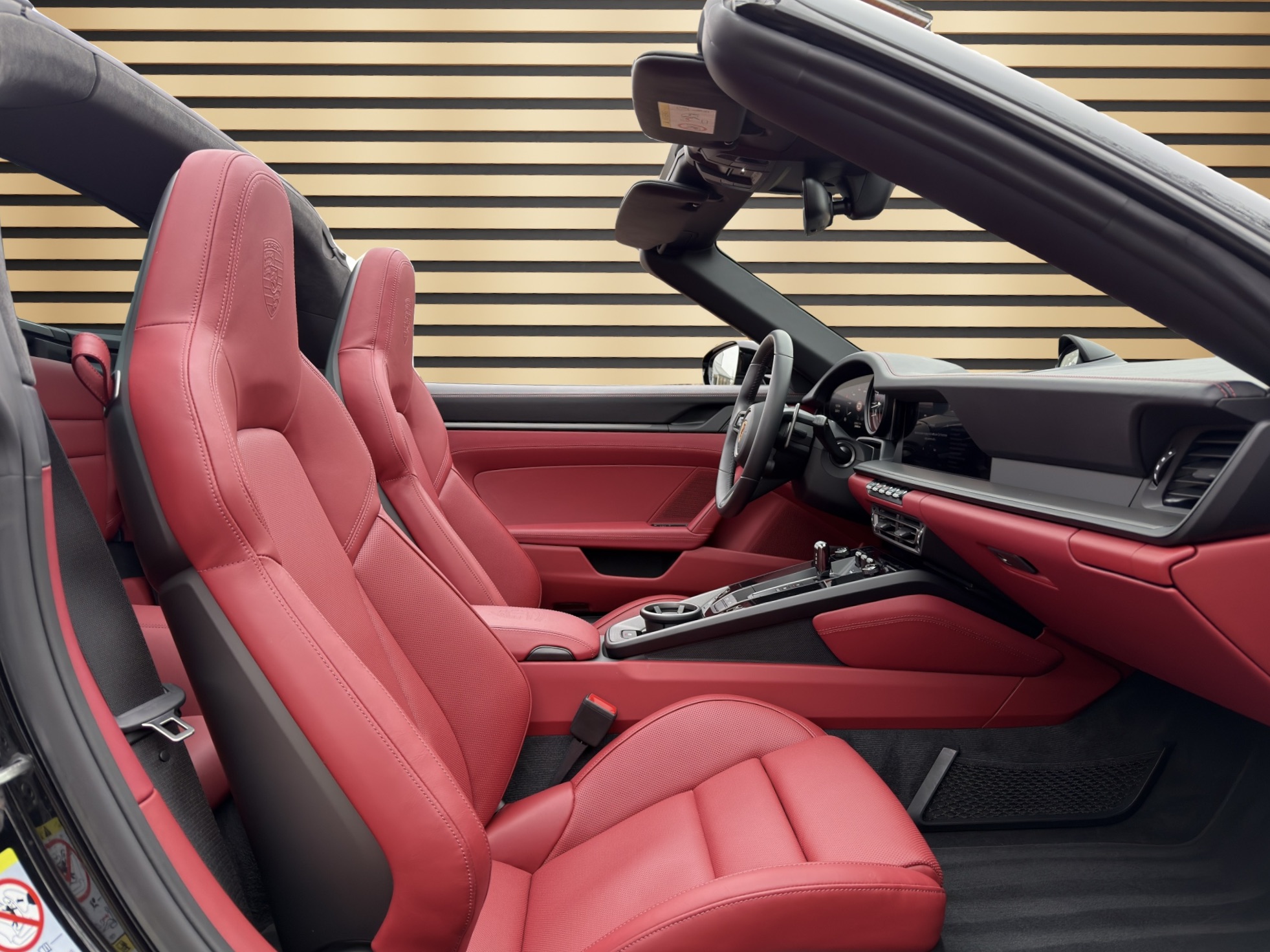 WP0ZZZ990RS230982_16_converted