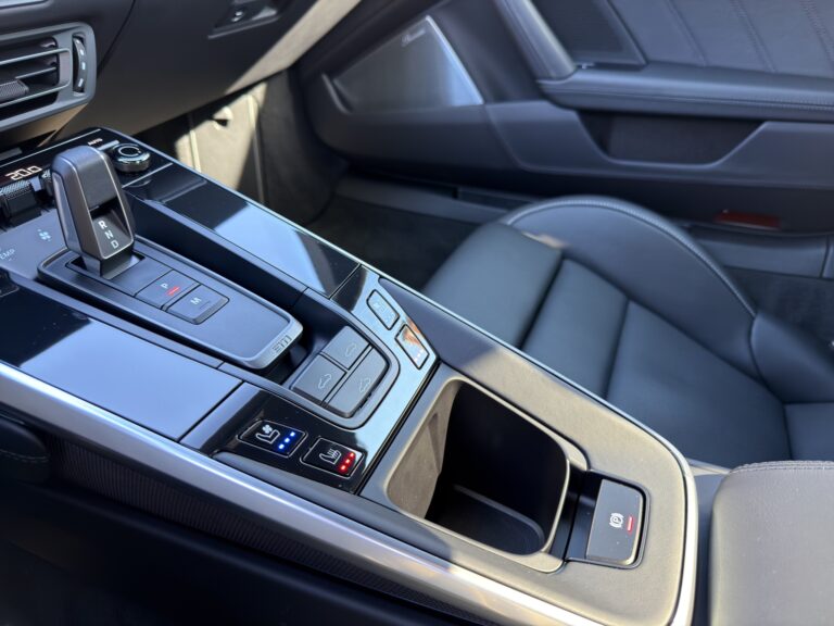 3fe438dd-8c5f-46bd-9cb4-273c1bc91cf2