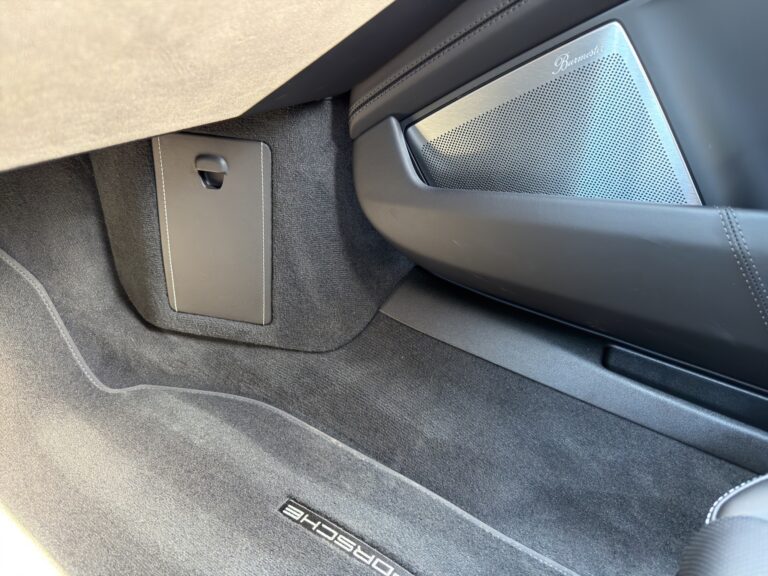 8715d878-6850-4fb1-8d9d-8e5339d9cde5