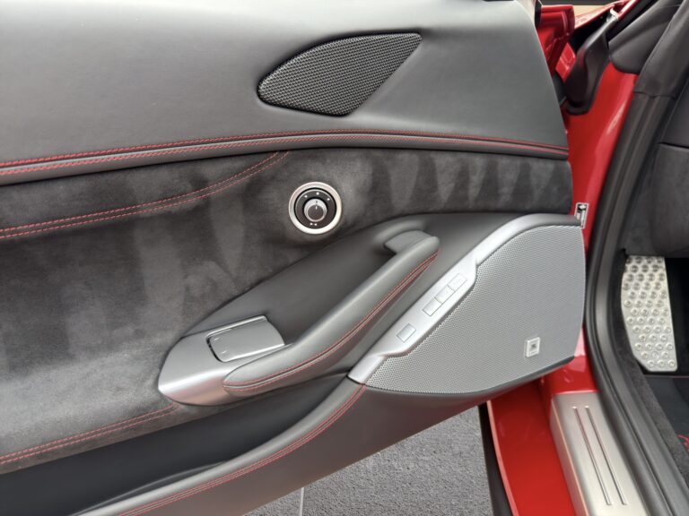 a185b2ae-f84c-4c29-ac60-6106853f7e9b